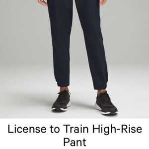 Lululemon License to Train Joggers